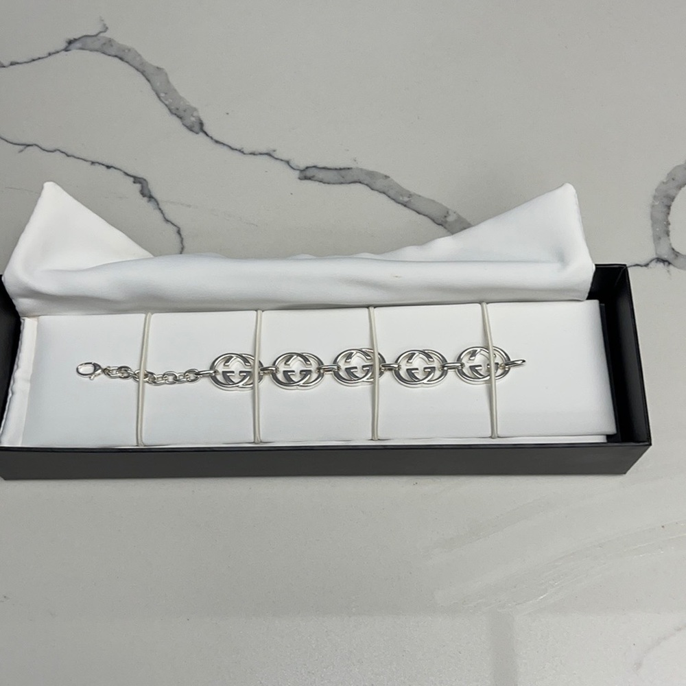 COPY - Gucci Silver Bracelet - Picture 7 of 7